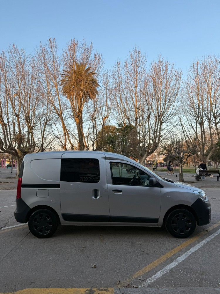 Renault KANGOO — foto 2